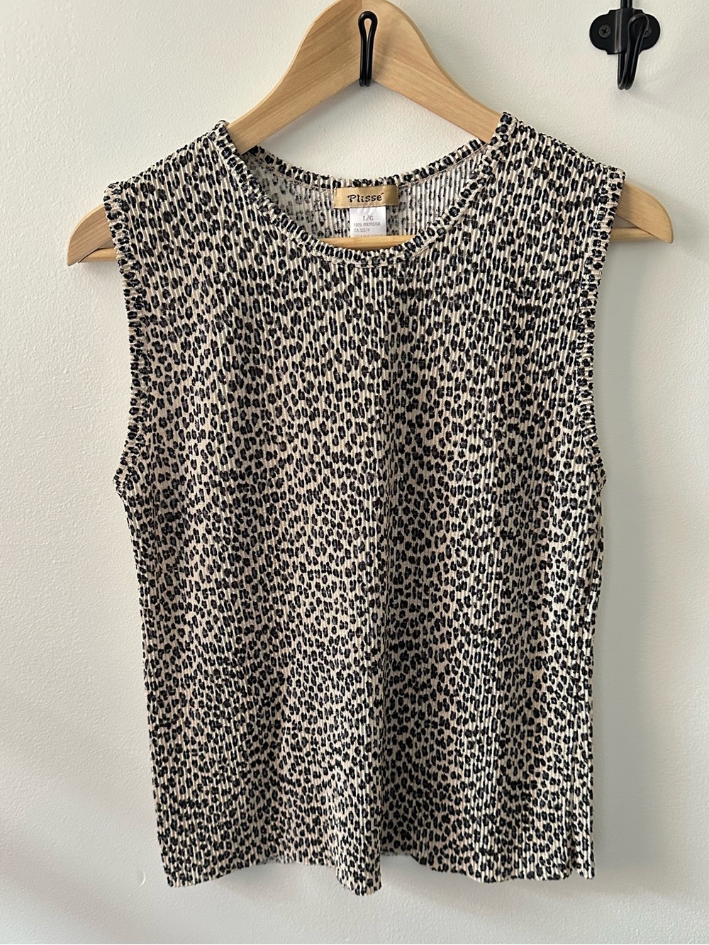 Pleated Sleeveless Leopard Print Ribbed Tank Top
